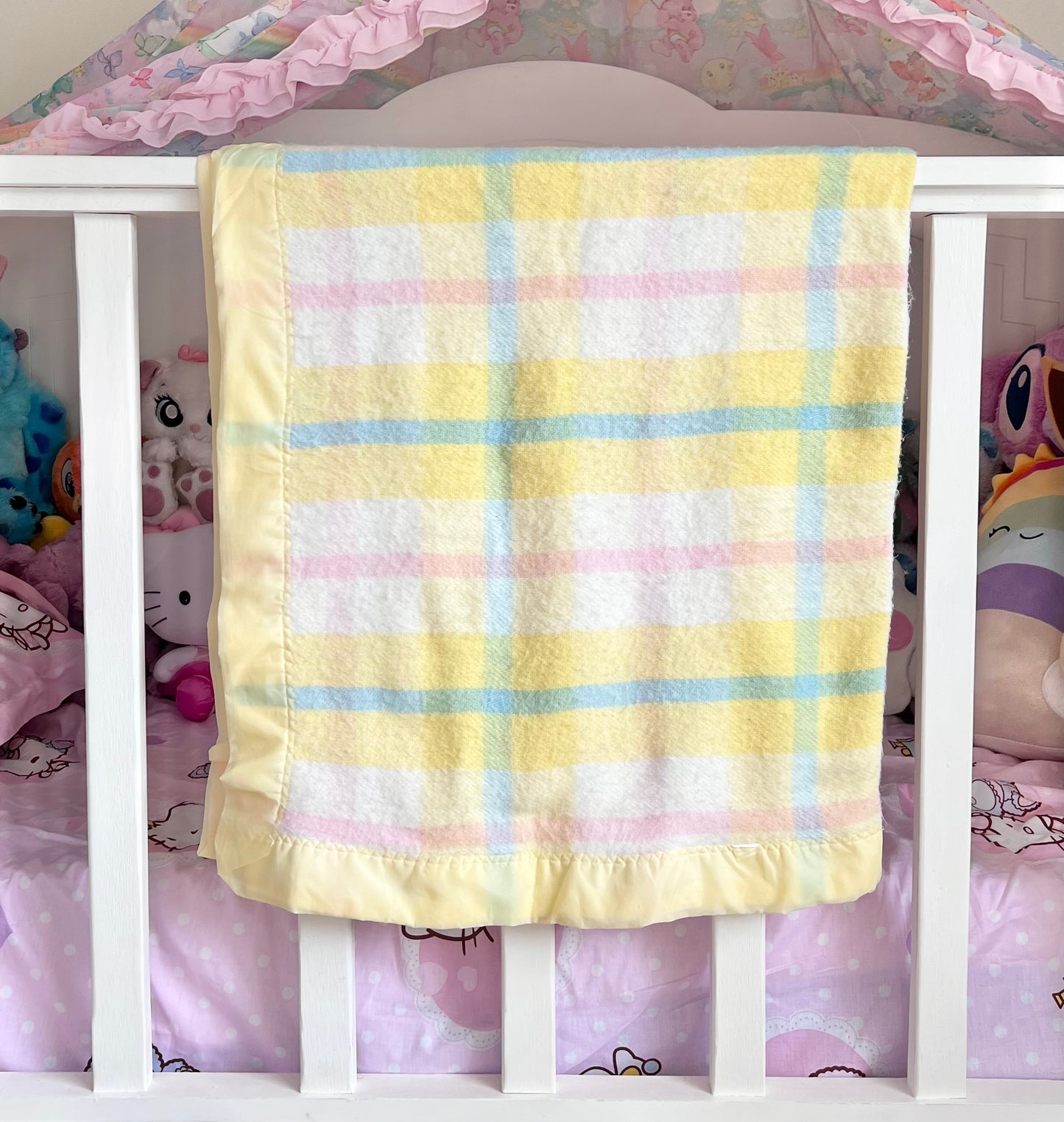 Pastel Yellow Plaid Blanket With Satin Trim